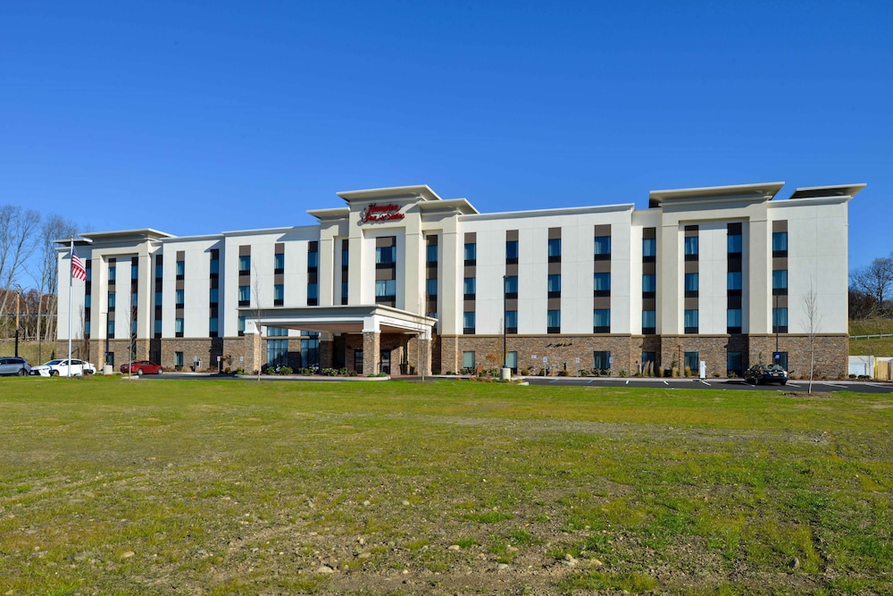Hampton Inn & Suites Albany/East Greenbush 3/46