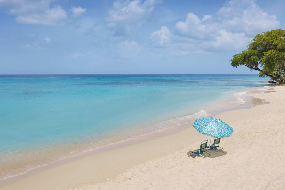 Beach View Hotel 40/50