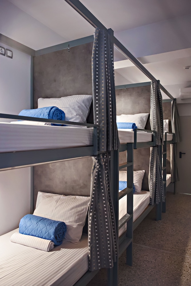 Bedbox Hostel 24/47