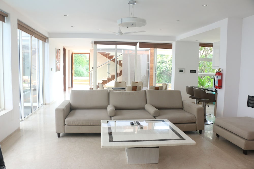 Luxe Loft Villa 26/34