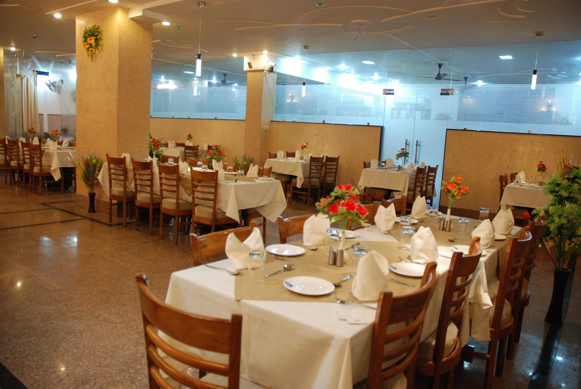 HOTEL GANPATI PALACE 28/39