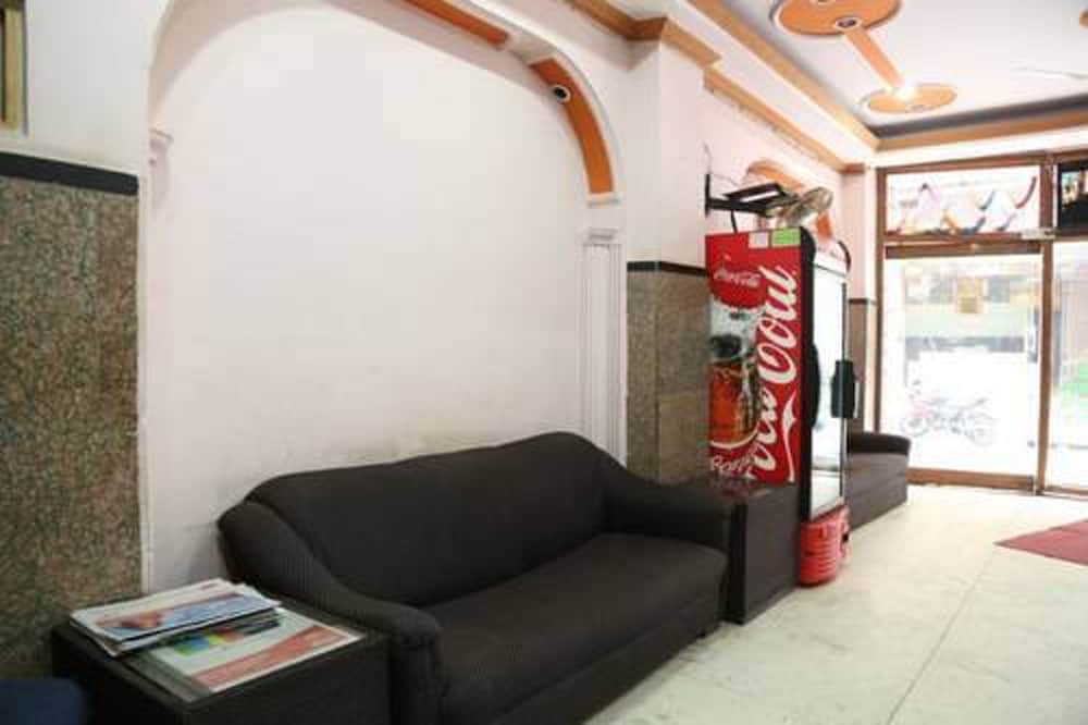 Hotel Delhi Regency 40/63