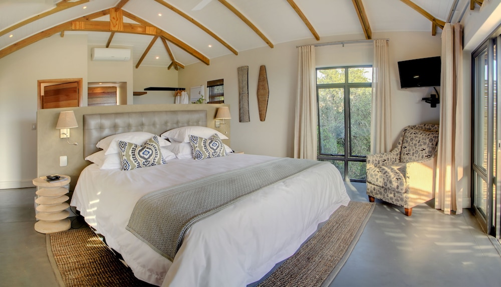 Garden Route Game Lodge 30/74