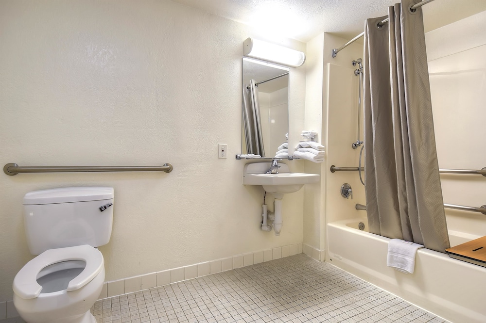 Motel6 San Diego Hotel Circle Mission Valley 20/61