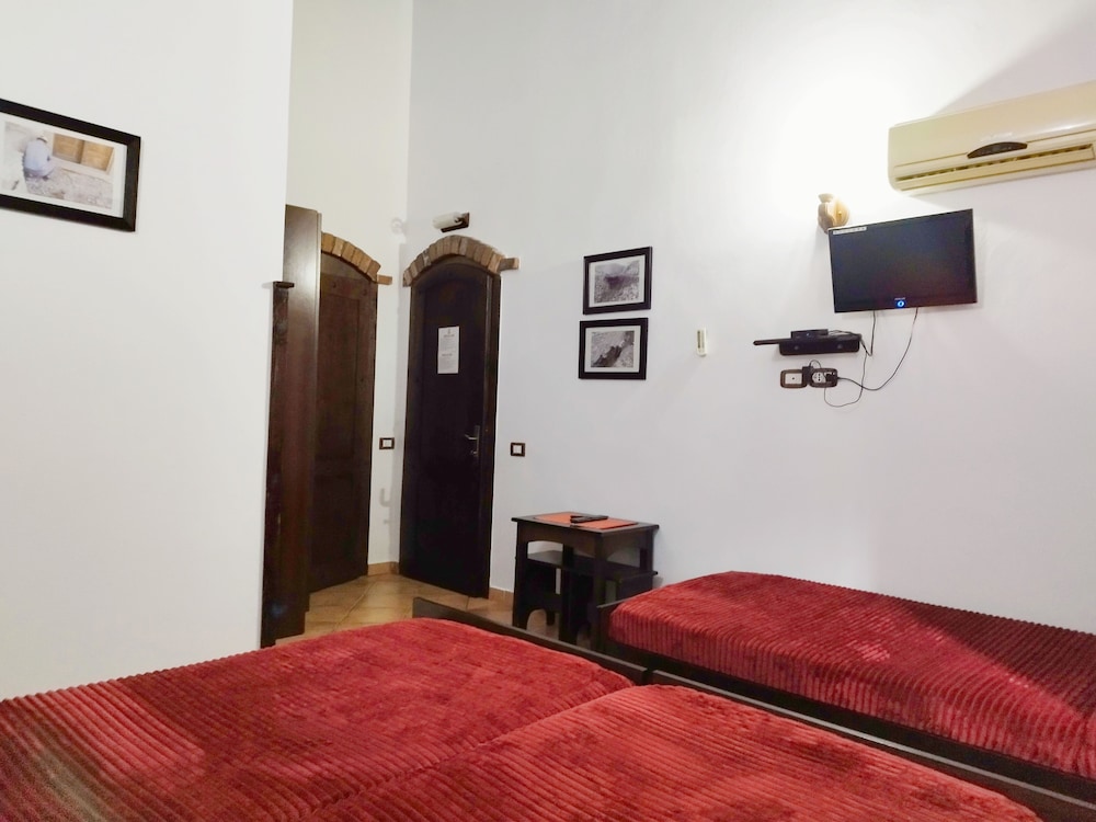 Hotel Guva Mangalem 11/61