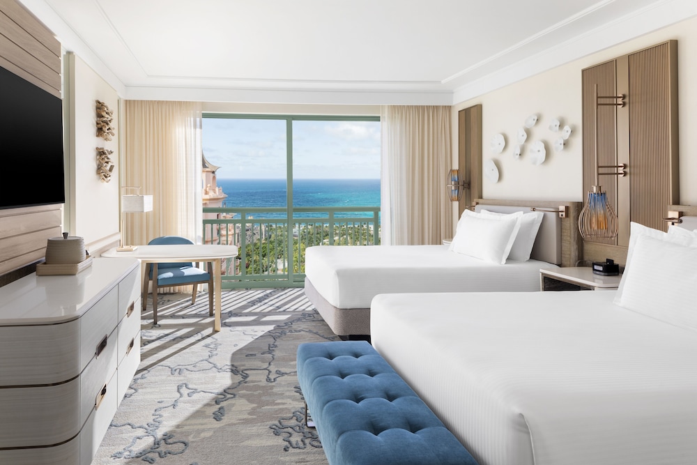 Imperial, 2 Queen Beds, Water View