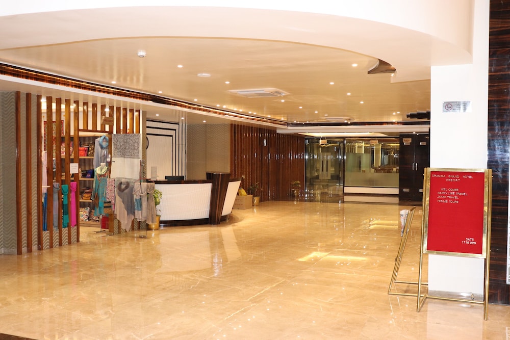 Dhamma Grand Hotel Resort 8/31