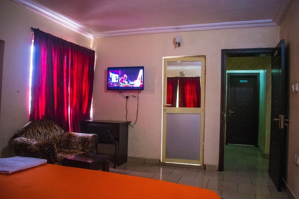Bavidi Hotel 5/68