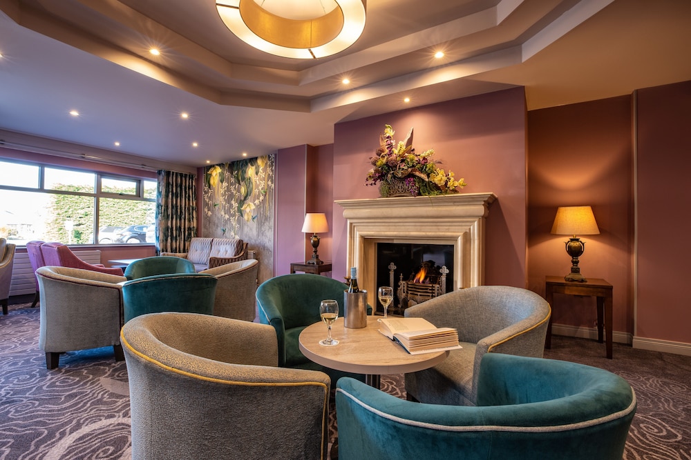 The Lodge Hotel 23/49