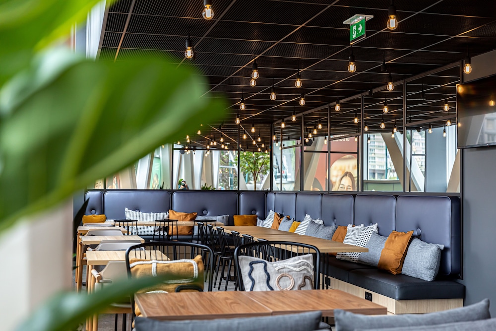 Best Western M Treize Paris Asnieres 34/44