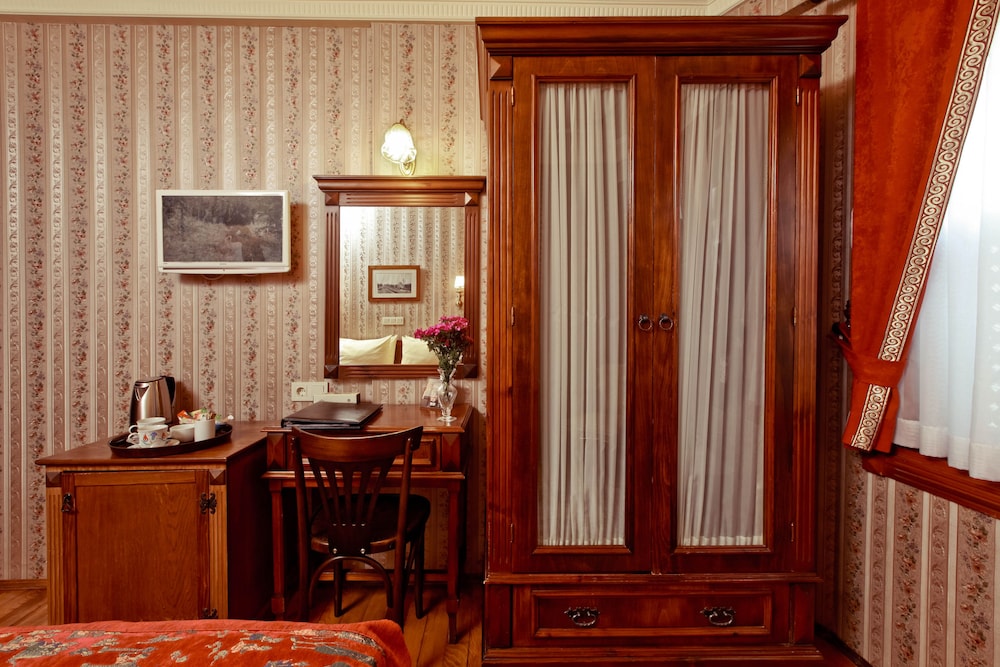 Dersaadet Hotel Istanbul 63/70