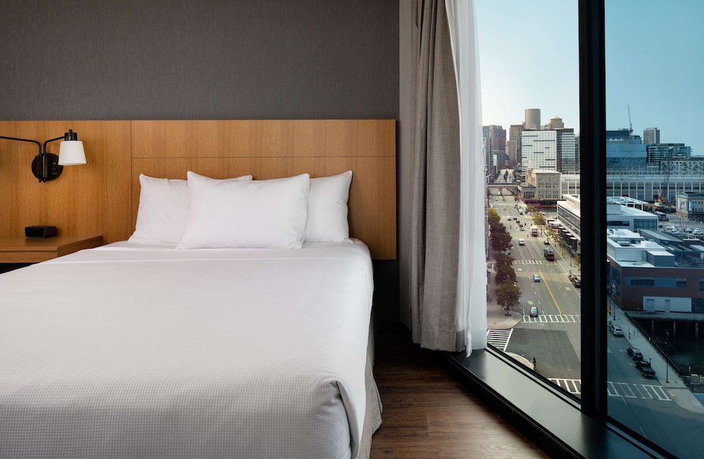 ROOM, 2 QUEEN BEDS, BATHTUB, ACCESSIBLE