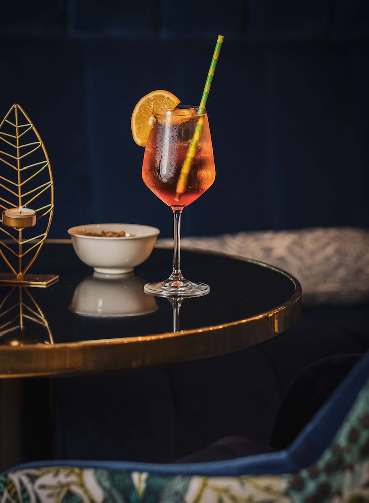 Golden Tulip Lyon Ouest Techlid - Hotel & Spa 32/76
