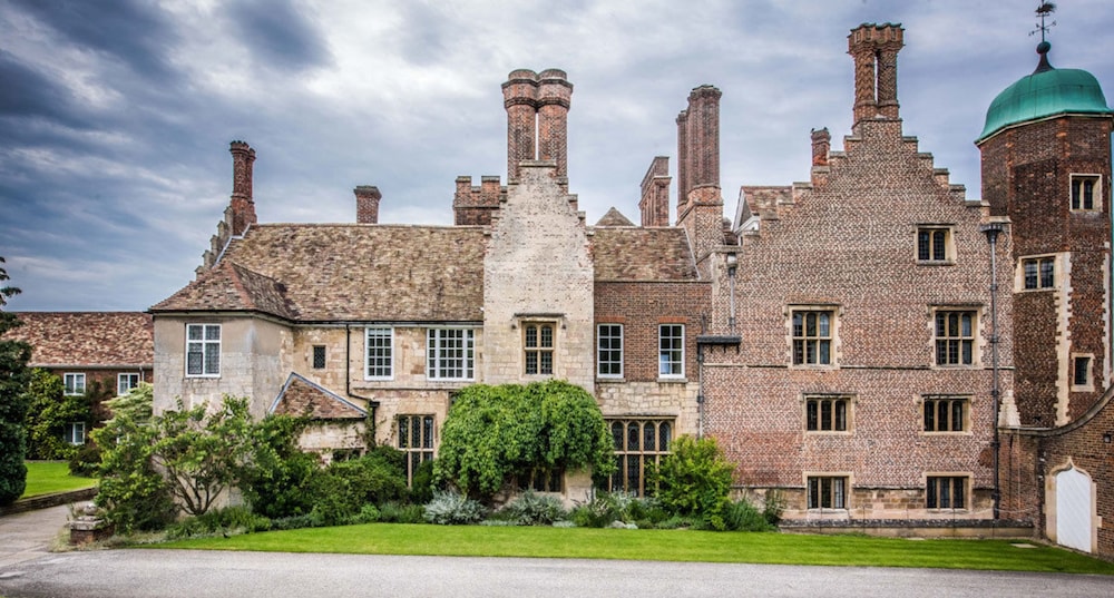 Madingley Hall 53/57
