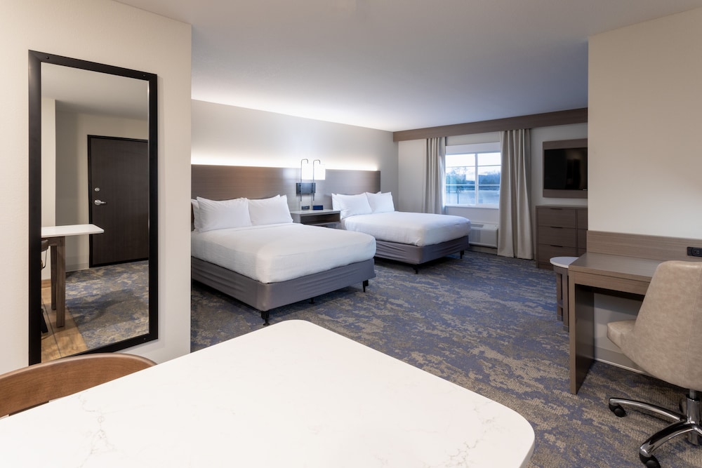 GrandStay Hotel & Suites Algona IA 6/22