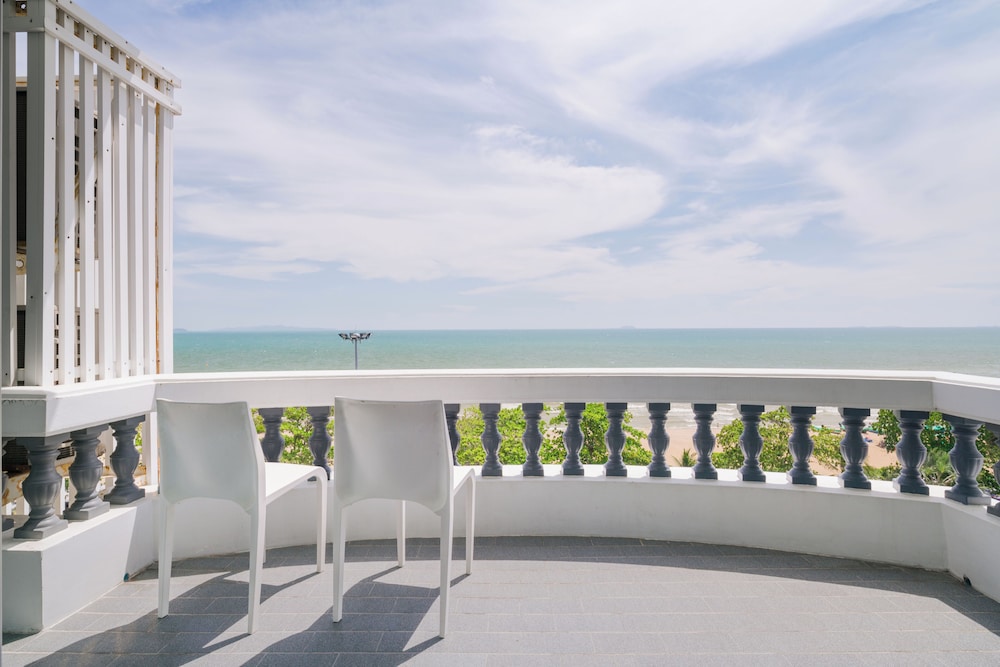 Jomtien Hisotel 58/62