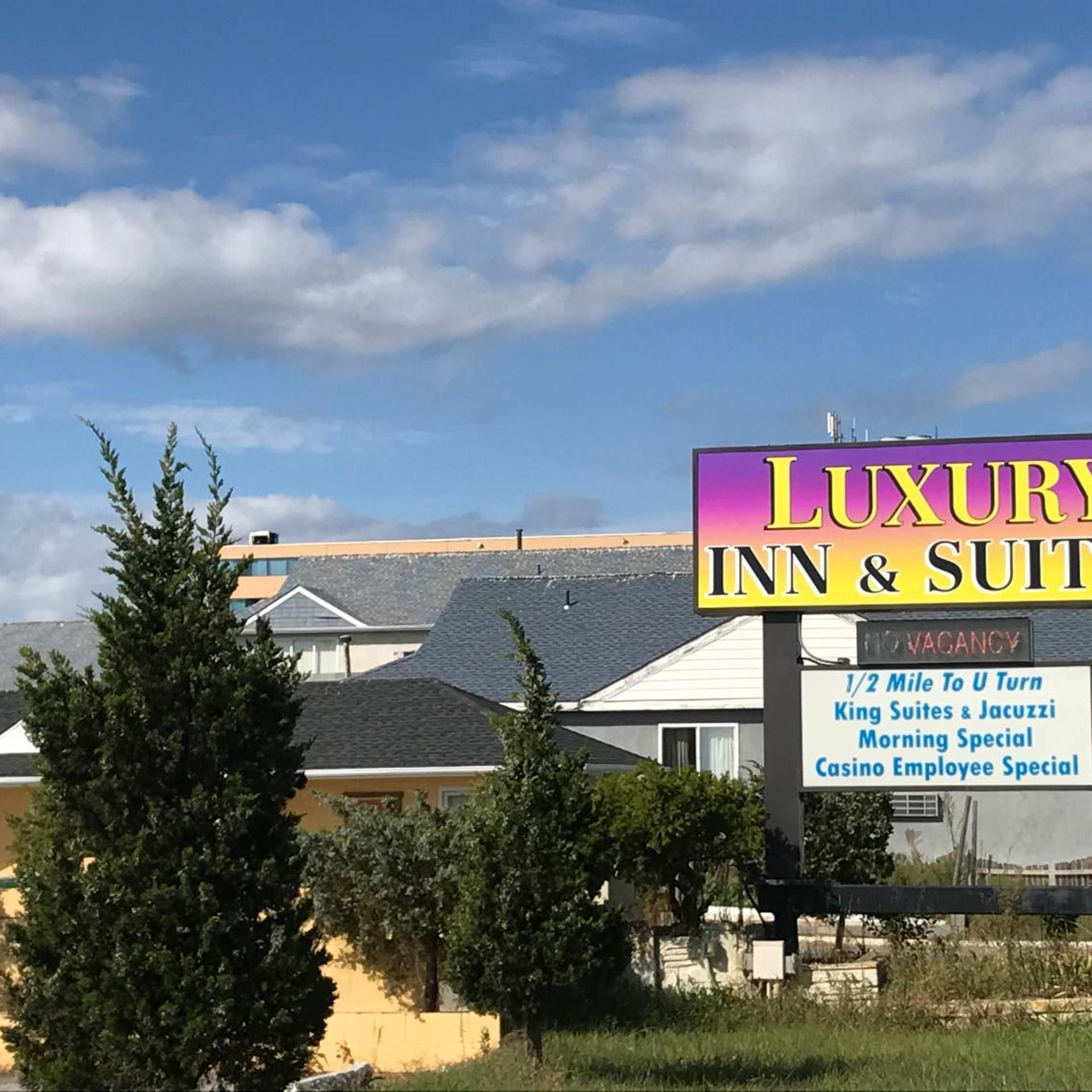 Luxury Inn 23/26