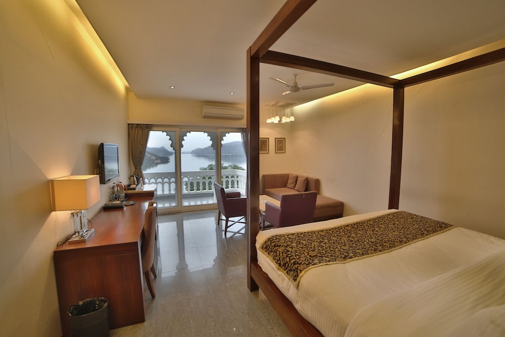 JAISAMAND ISLAND RESORT 15/67