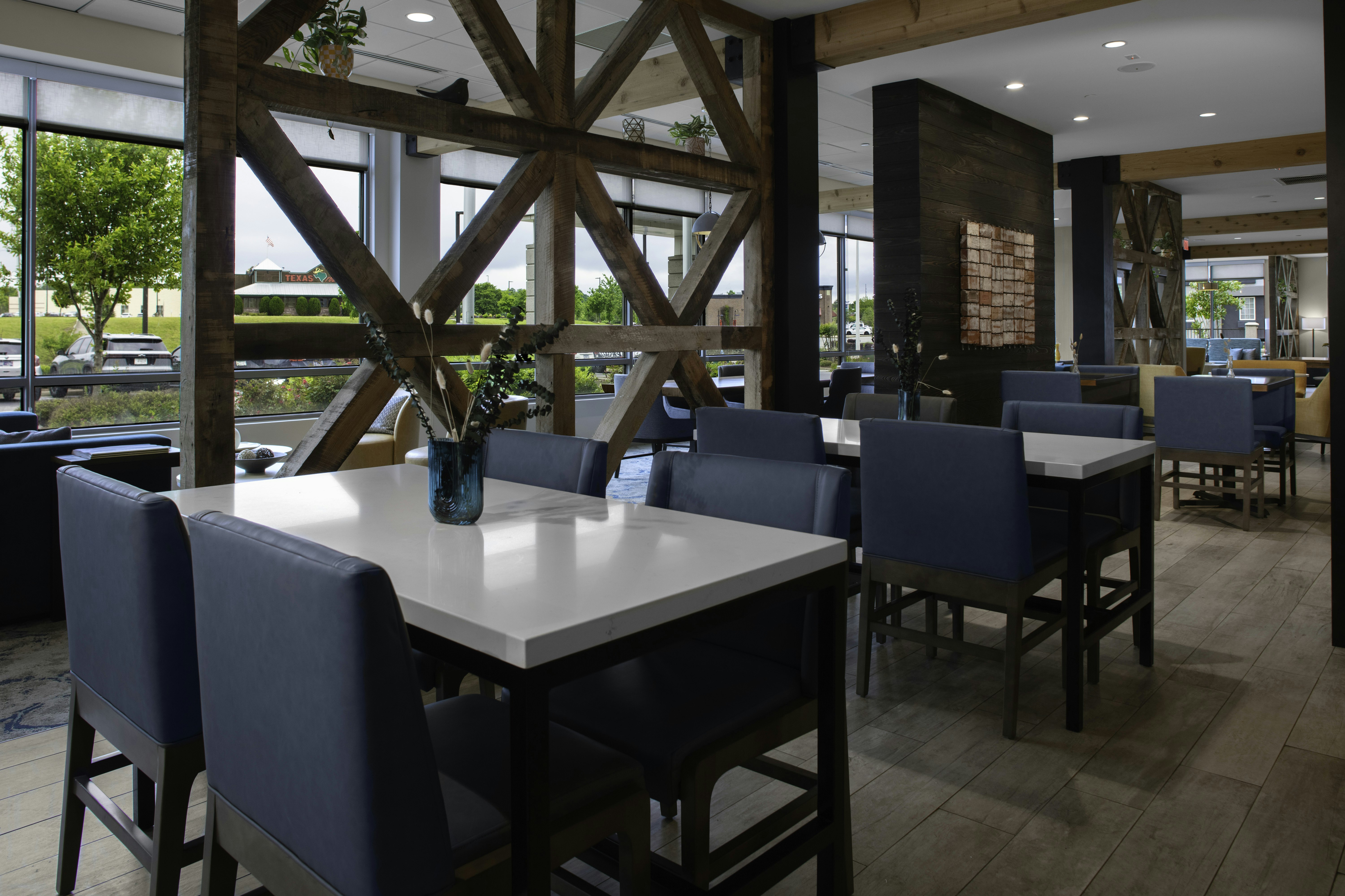 Hilton Garden Inn Jackson Tn 53/83