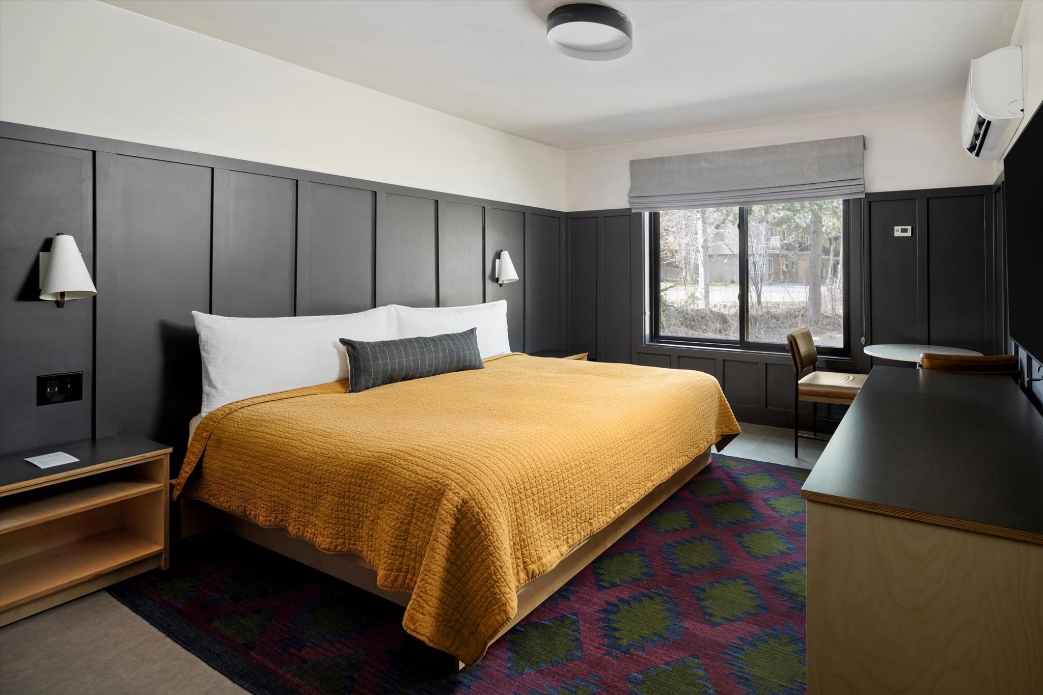 The Coachman Hotel 5/39
