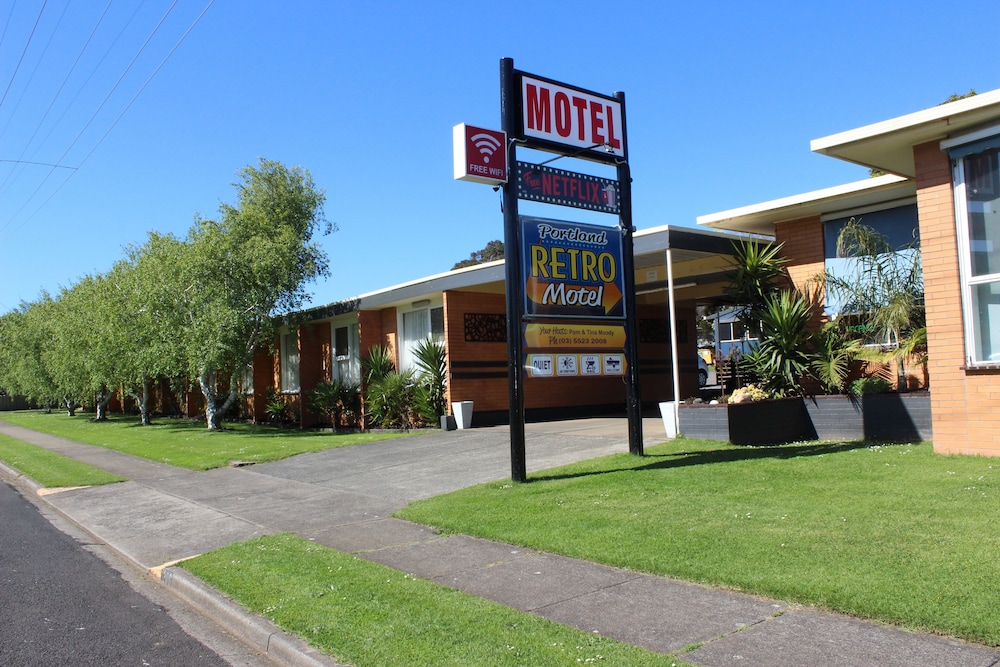 Portland Retro Motel 2/54