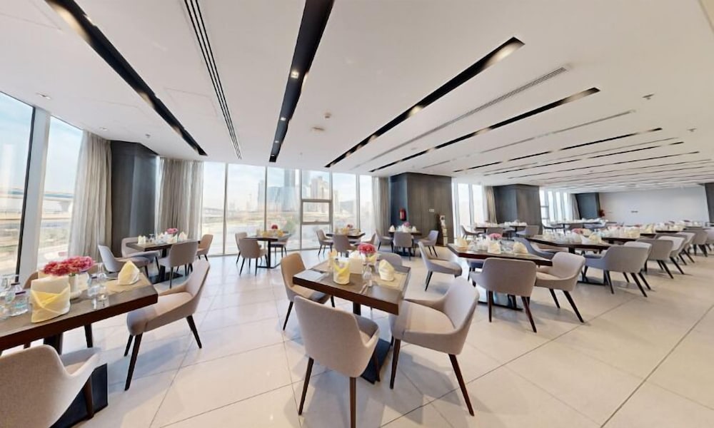 فندق التنفيذيين(Executives Hotel - KAFD) 45/57