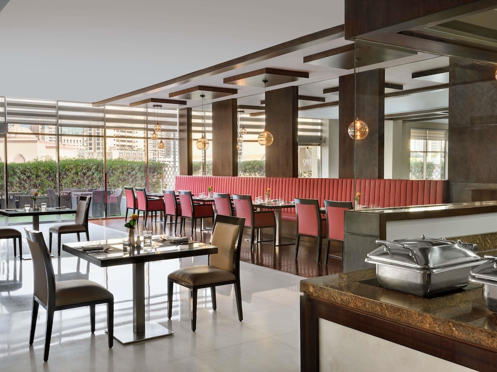Movenpick Hotel Apartments Al Mamzar 49/64