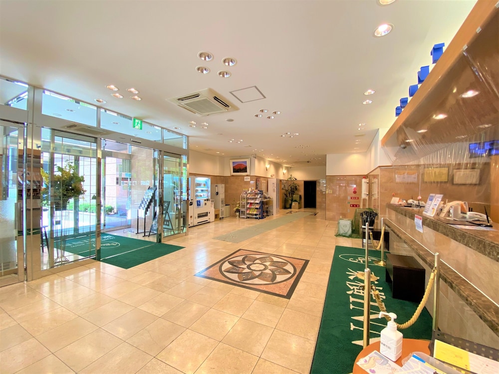 Toyoko Inn Kumamoto Shin-shigai 9/56