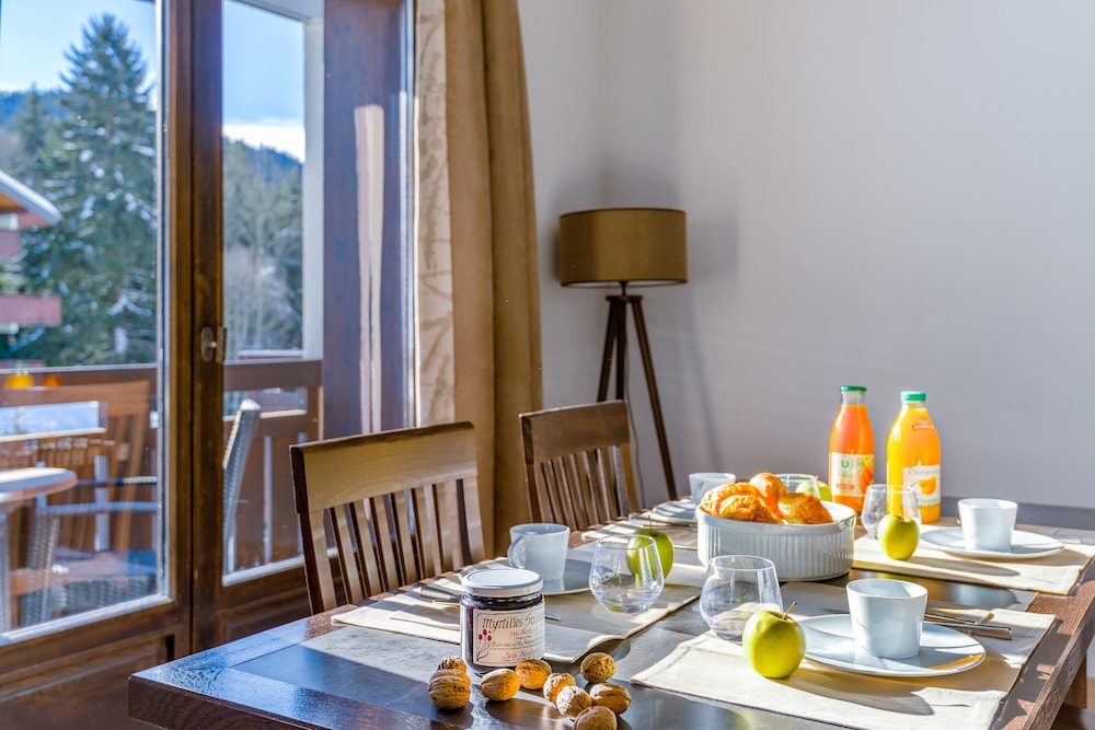 Lagrange Vacances Les Fermes Emiguy 25/30
