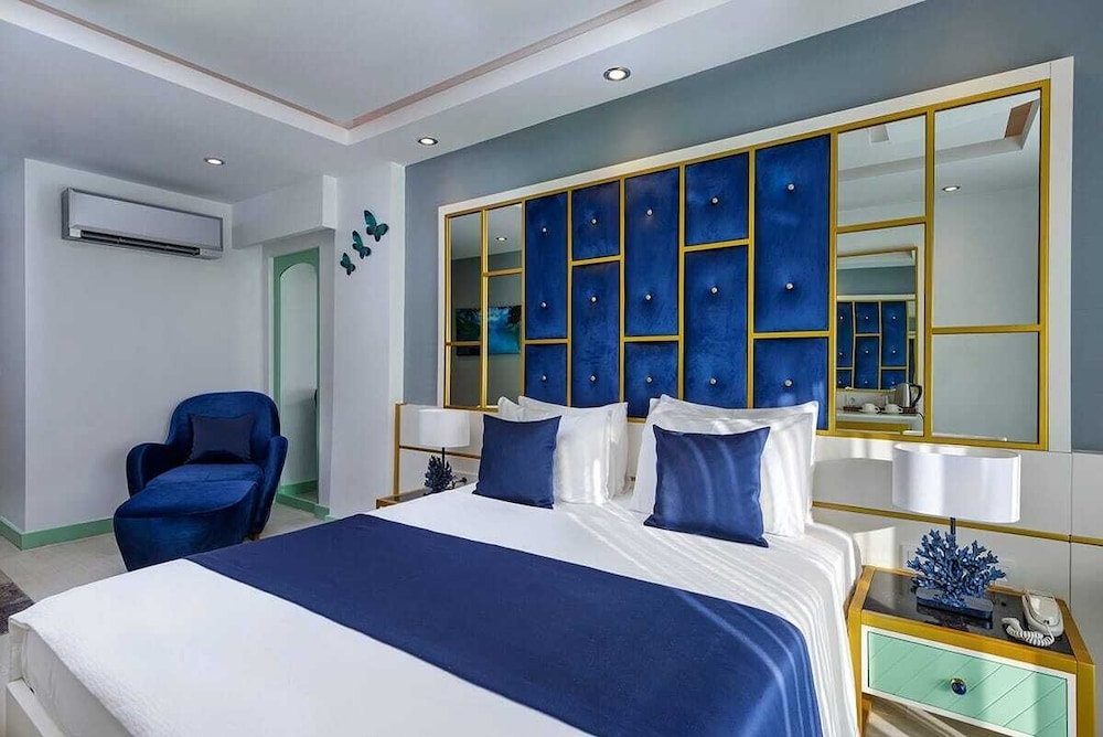 Sea View Hotel 22/50