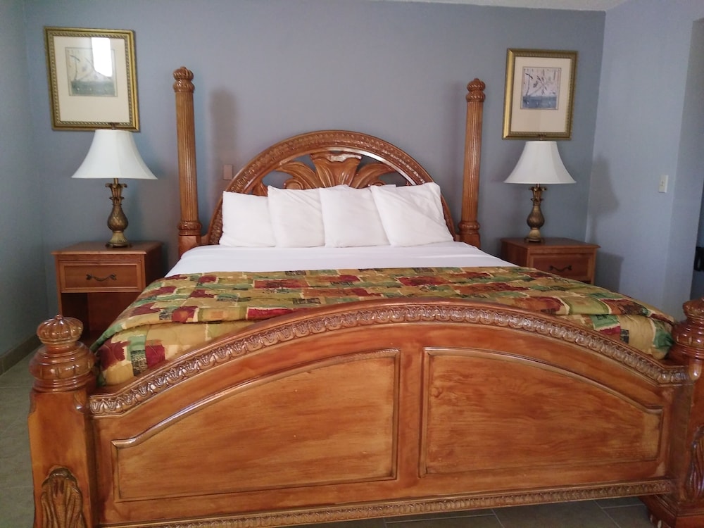 Travelodge by Wyndham Venice 20/46