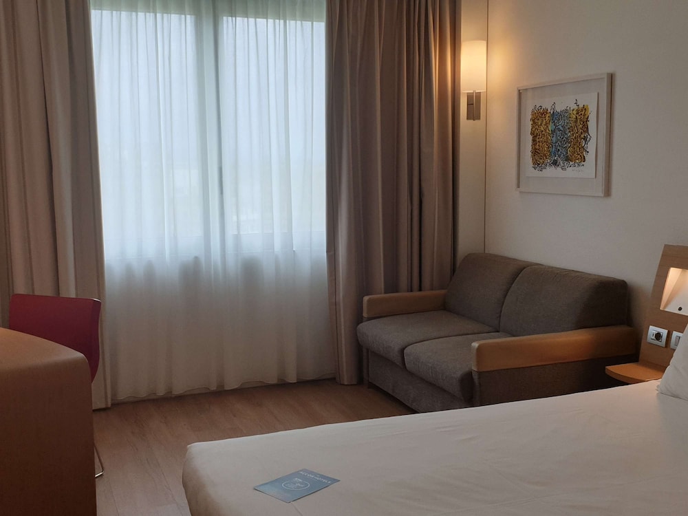 Novotel Salerno Est Arechi 53/75