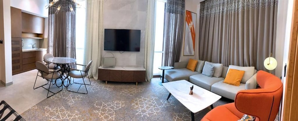 Grand Plaza Hotel King Fahad 32/50