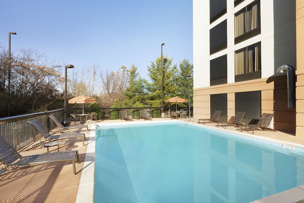Hyatt Place Nashville Airport 42/62