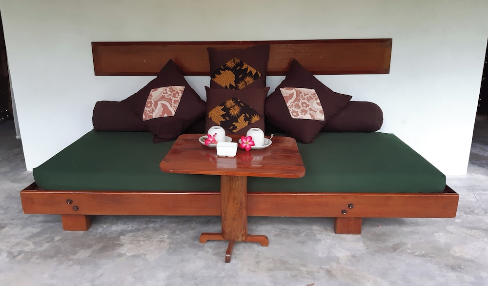 Mutiara Beach Resort 37/69