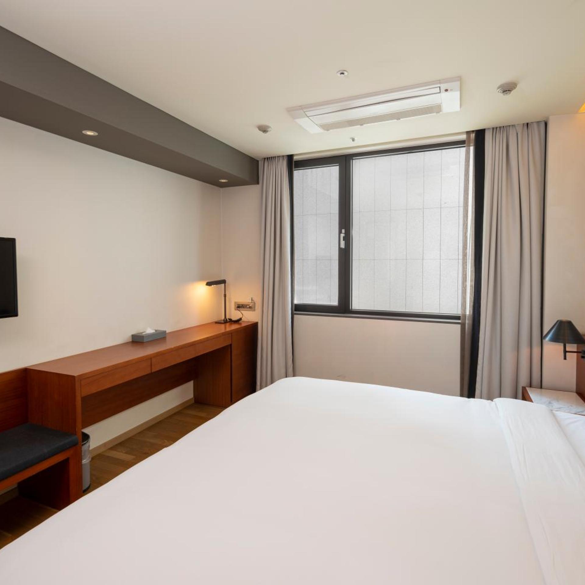 Seoul Hotel ShinShin Myeongong 24/51