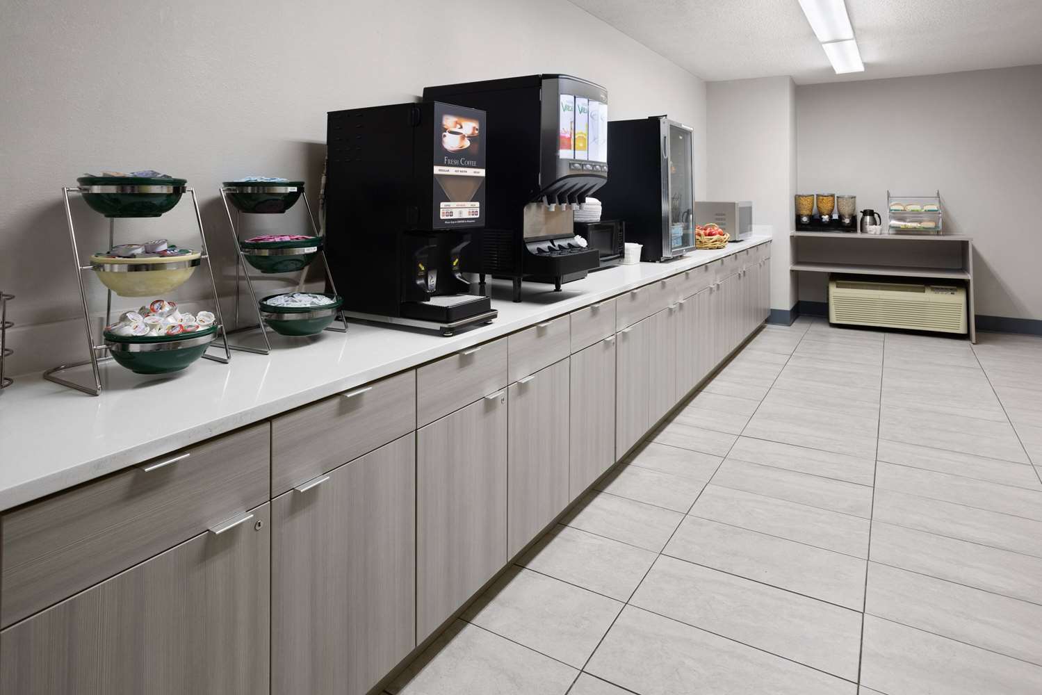 Microtel Inn & Suites by Wyndham Raleigh Durham Airport 17/32