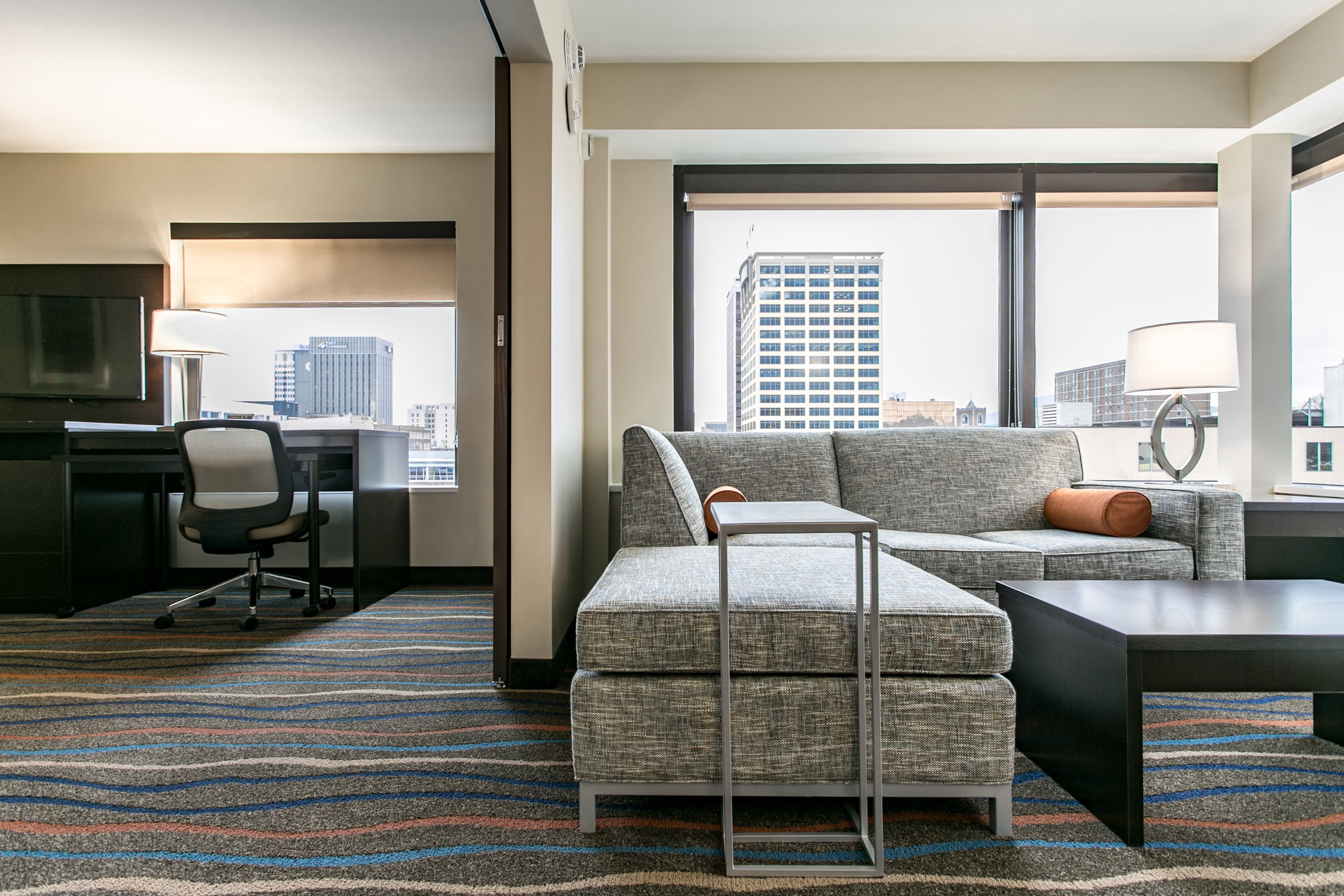 Holiday Inn Hotel & Suites CHATTANOOGA DOWNTOWN 47/65
