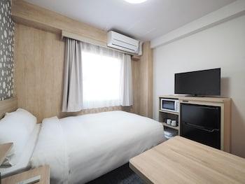 Semi Room, Single, Double Bed, Smoking