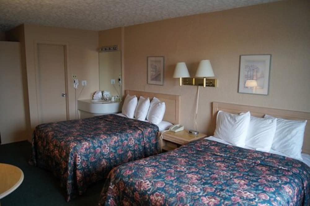 Hotel L'Express 18/65
