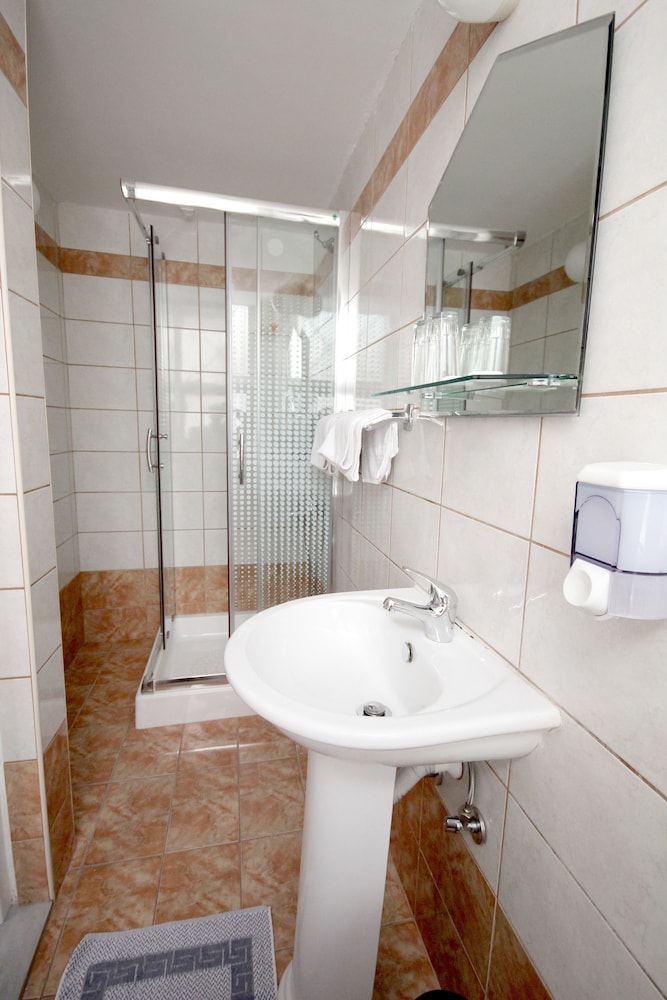 Mirabello Hotel 38/43