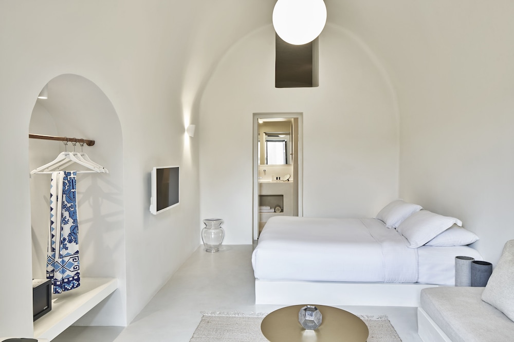 Old Castle Oia photo5