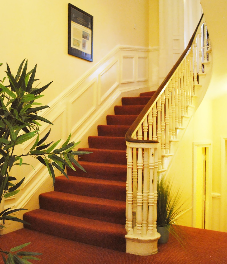 Morehampton Townhouse 50/58