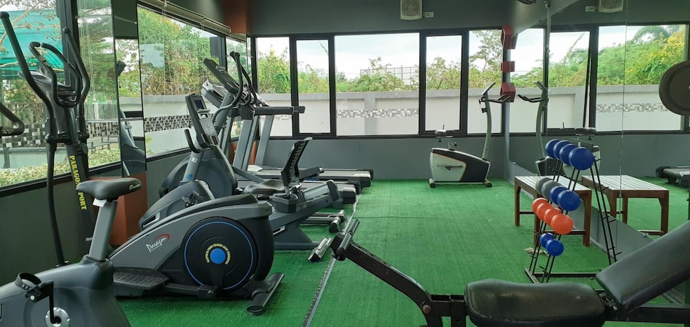 Grand Esie Service Apartment 14/24
