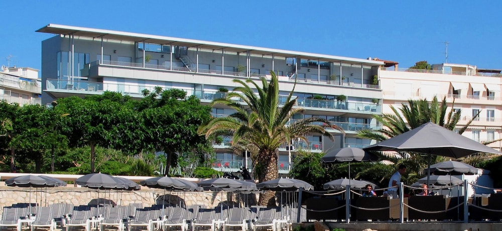 Royal Antibes - Luxury Hotel, Residence, Beach & SPA