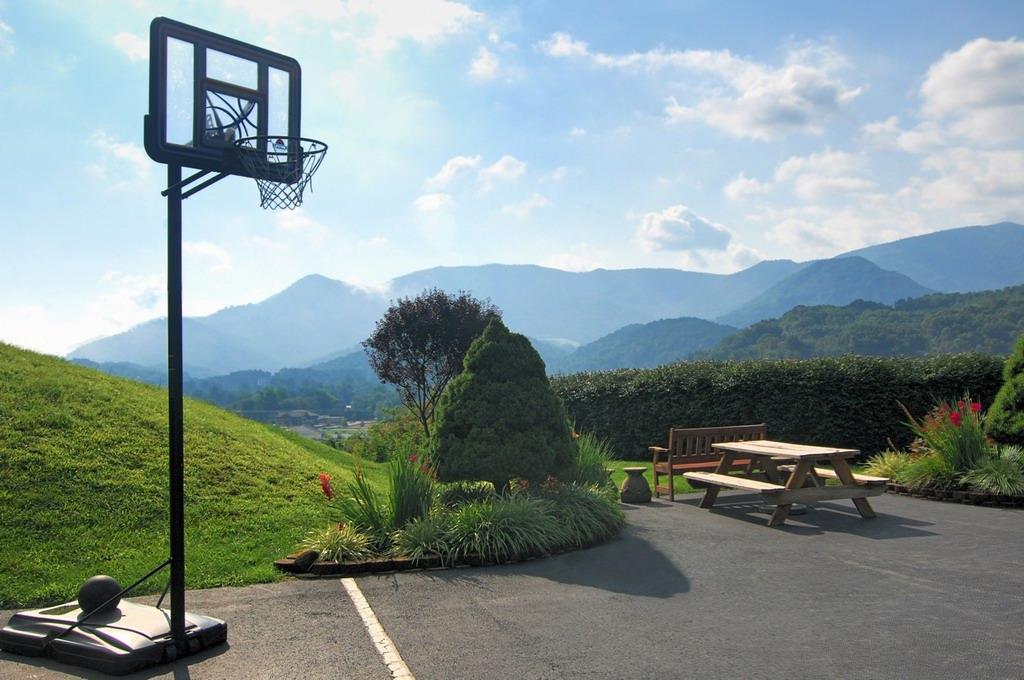 Best Western Smoky Mountain Inn 35/39