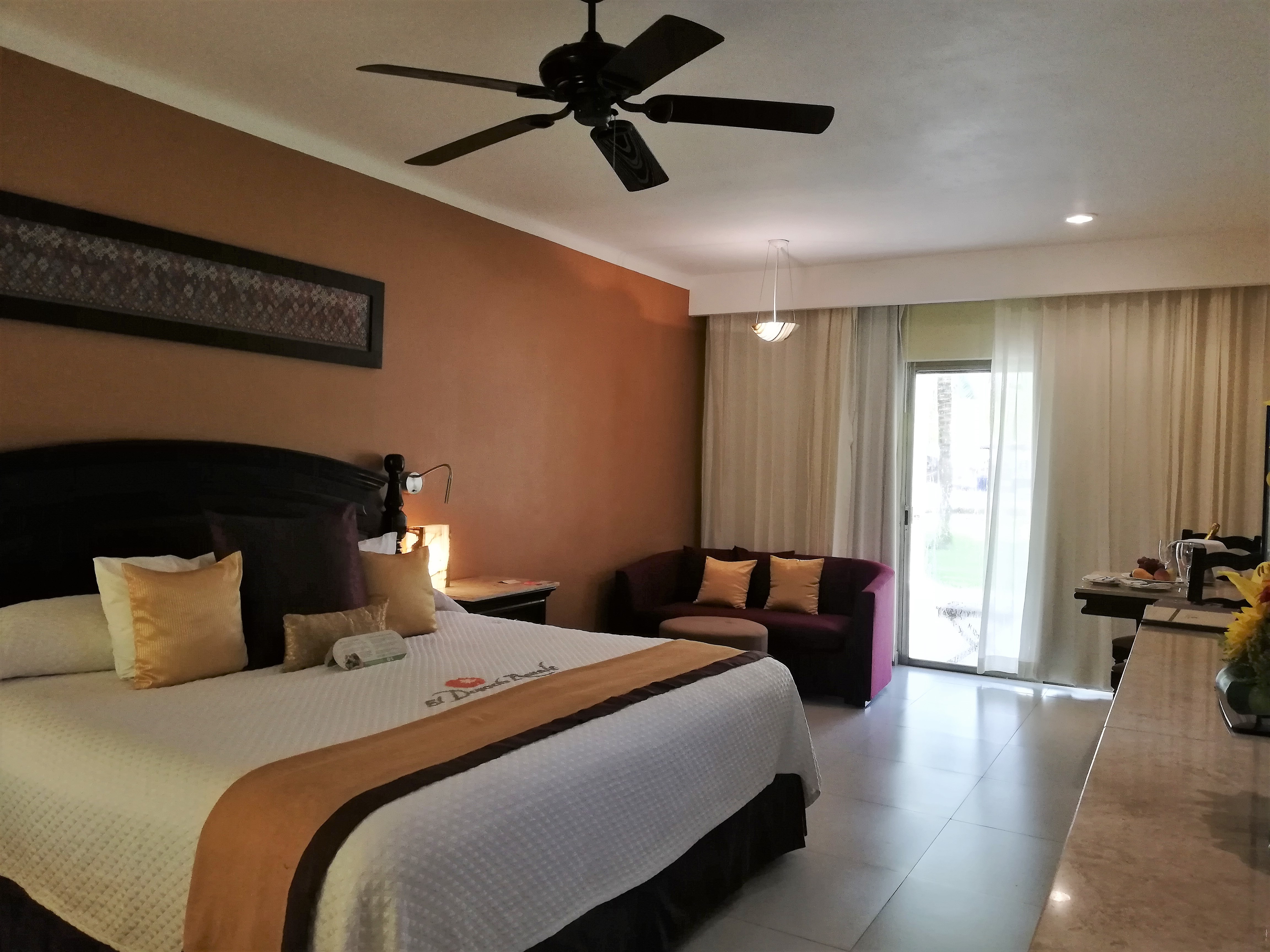 Beachfront Junior Suite