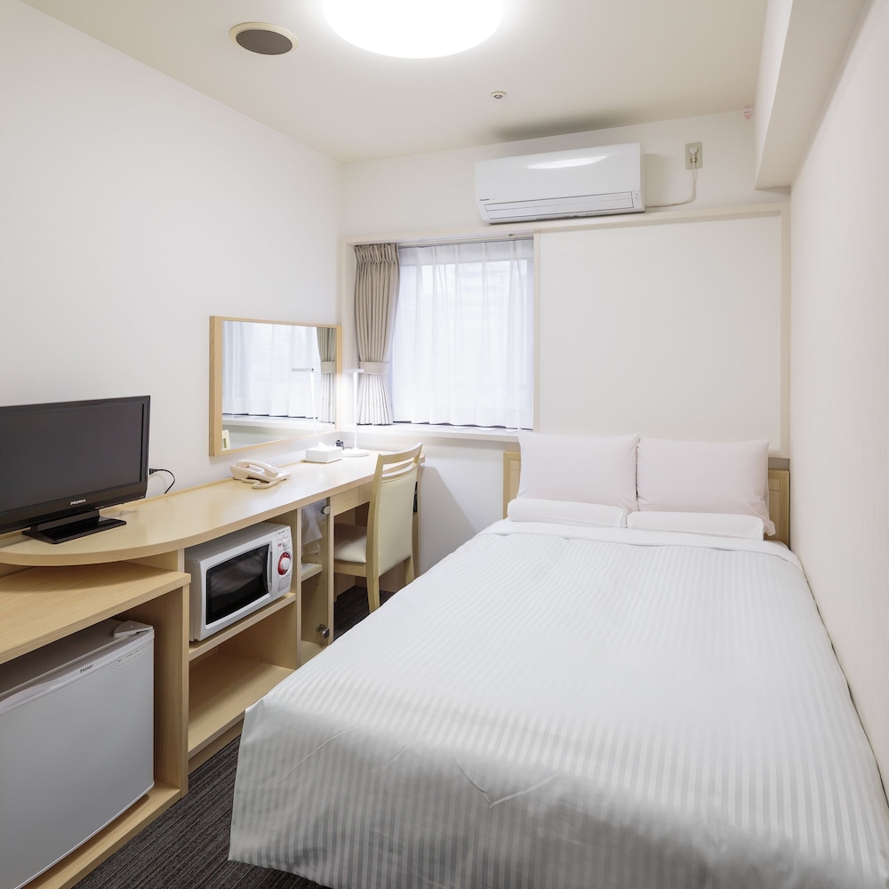 SEMI ROOM, SUPERIOR, SEMI DOUBLE BED, NO CLEANING SERVICES