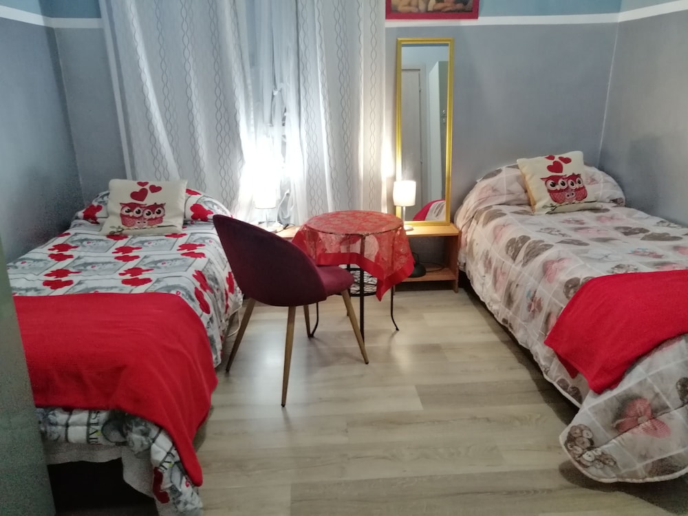 Roman Holidays Hostel 8/50