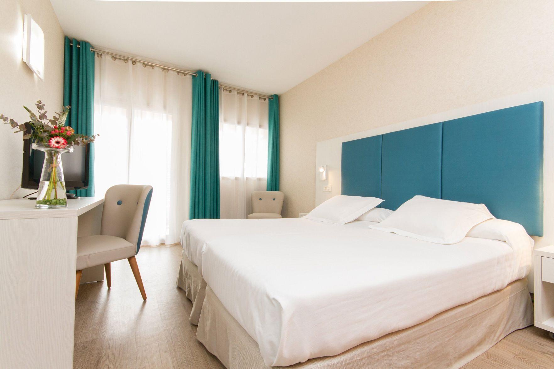 Superior, Twin Beds, Terrace